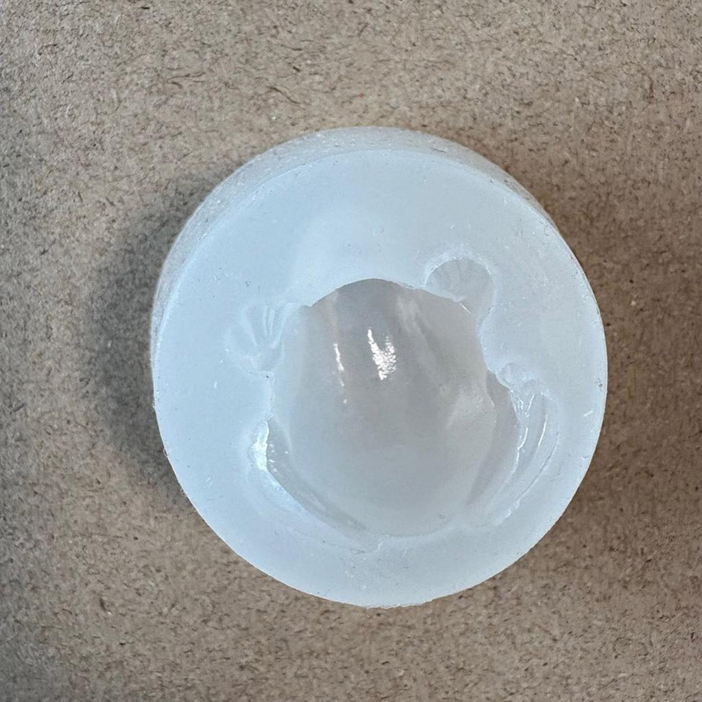 Silicone Frog Mold For DIY Resin Crafts User Friendly Flexible Design Home Decors Keychain Accessories