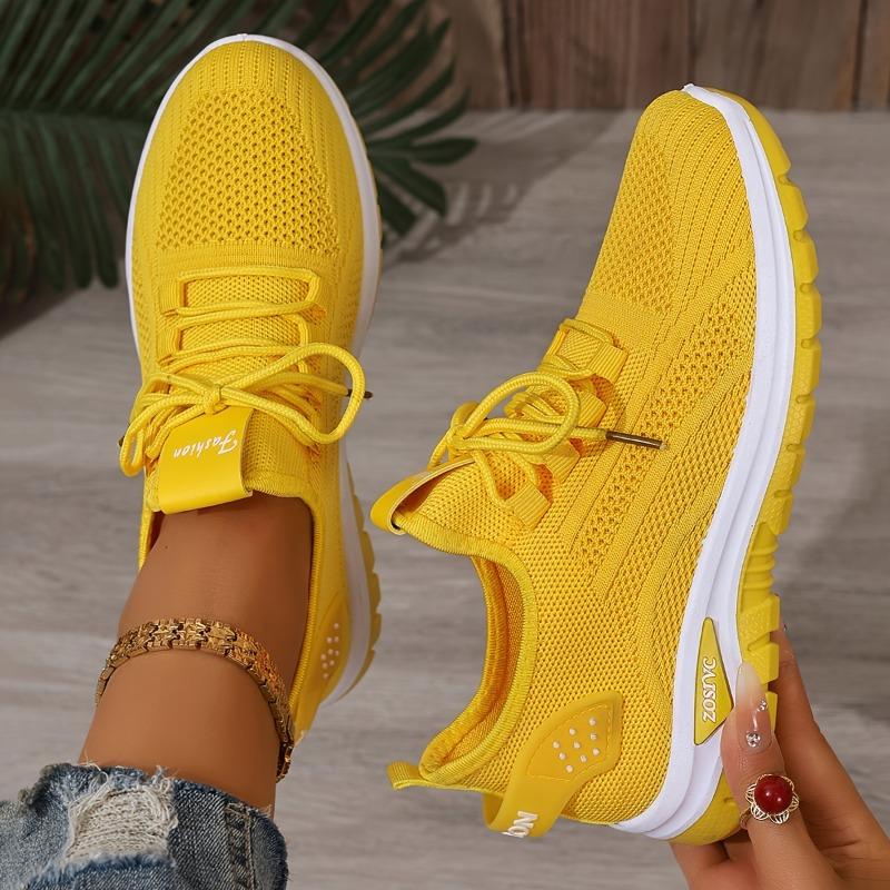 Women's White Low-Top Knit Sneakers Lightweight Lace-Up Anti-Slip All-Season Casual Light Workouts