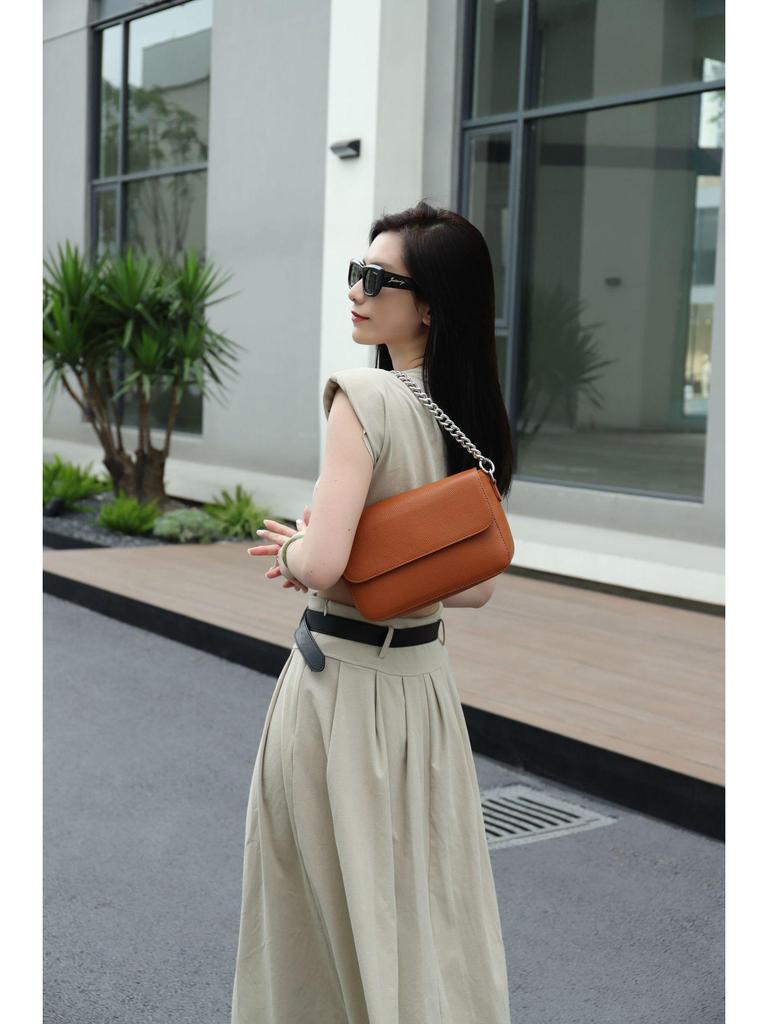 New Women’s Genuine Leather Chain Bag - High-End Spring/Summer Fashion Shoulder & Crossbody Underarm Bag