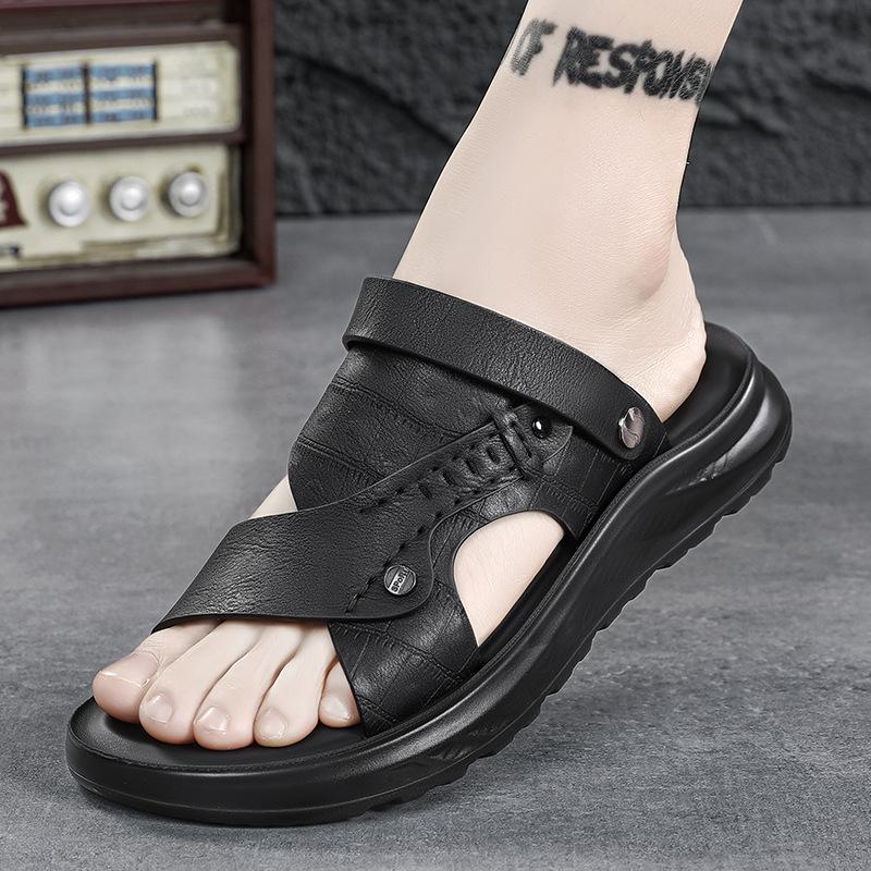 Slippers men's 2025 summer new one-shoe dual-purpose soft-soled seaside beach wading light leisure one-word cool slippers