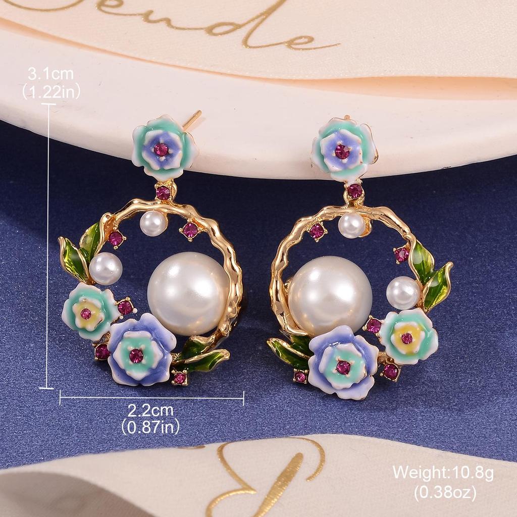 Exquisite Pearl and Floral Oil Painting Stud Earrings for Women