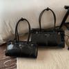 Leisure Retro Style Handbag - High-Quality, Premium Single Shoulder Crossbody Bag