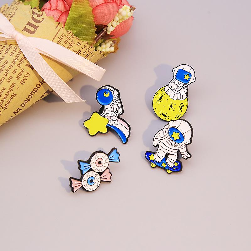 Stylish Alloy Brooch: Astronaut Skateboarding on a Rainbow Bridge with Candy Eyeballs