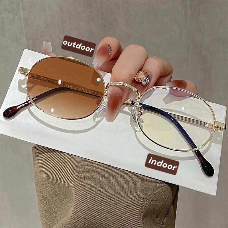 Fashionable Advanced Oval Metal Photochromic Myopia Glasses Luxury Small Framed Blue Light Blocking Eyeglasses 0 TO -4.0