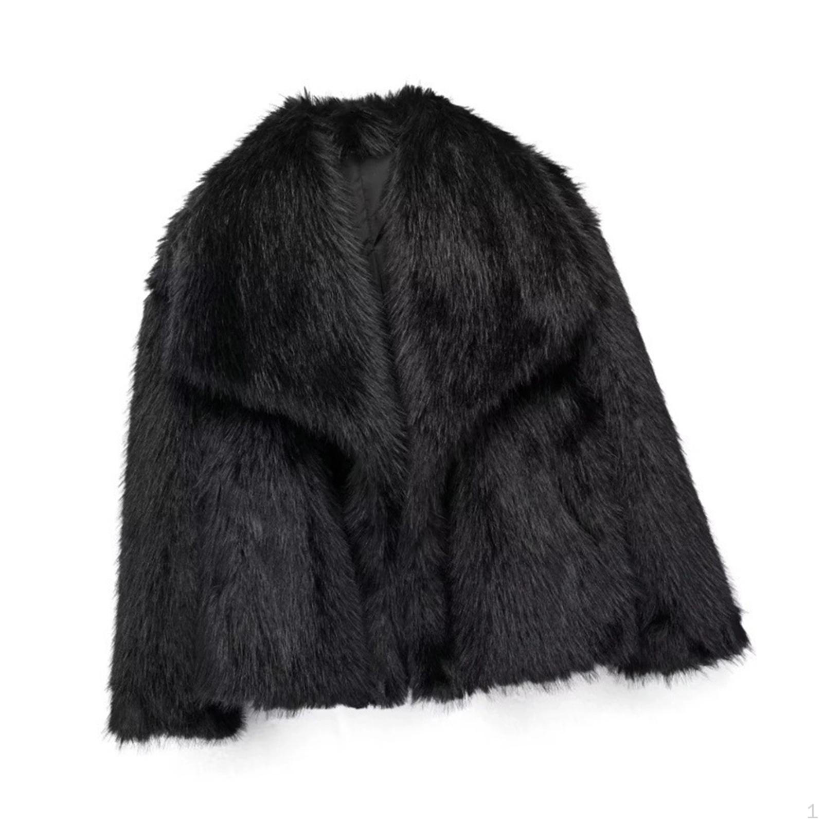 

Женская куртка из искусственного меха с большими лацканами и укороченным дизайном