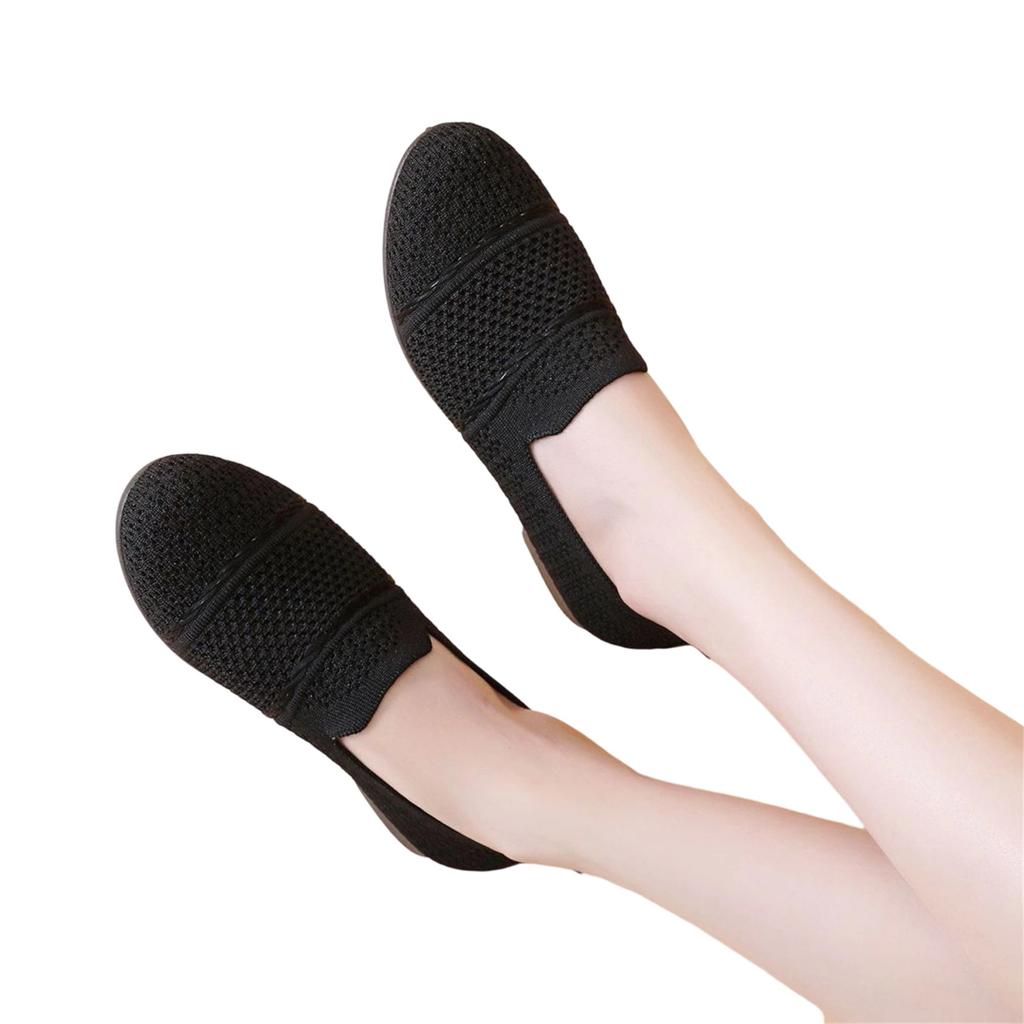 Women Slip On Casual Shoes Breathable Mesh Loafers Lightweight Wide Fit Flat Comfort Walking Shoes for Everyday Wear