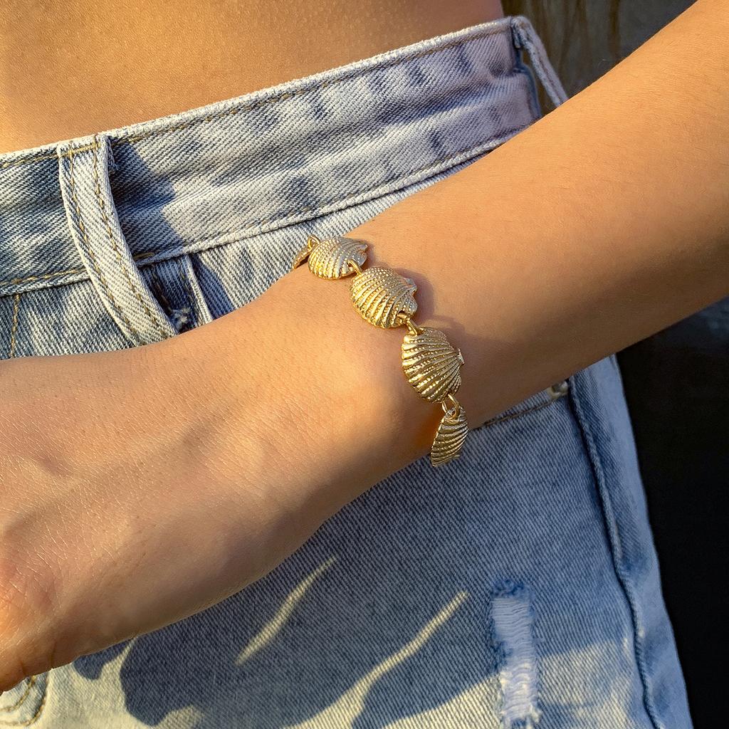 Accessories, summer versatile beach alloy jewelry, simple geometric fan-shaped shell woven bracelet women