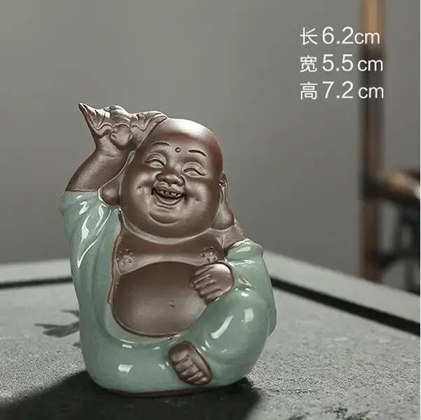 F Kreatywny Butik Uśmiechnięty Budda Zwierzak Herbaciany Ceramiczne Ozdoby Szalonego Mnicha Figurki Kung Fu i Mini Umeblowanie Domu Dekoracja Biura