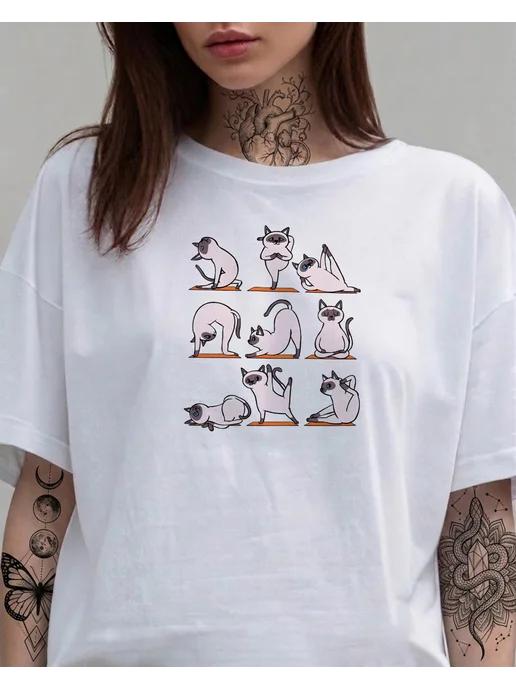 Summer T-shirt with a cat print L