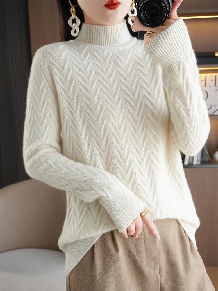 Women's Jacquard Chic Knitwear - Stylish Loose Half-High Neck Sweater for Spring/Autumn
