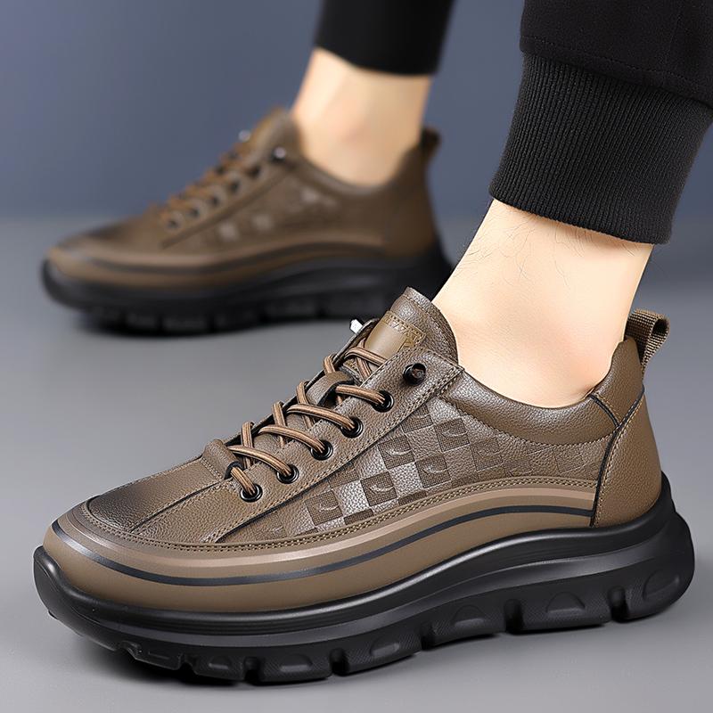 Leather Men's Walking Shoes Thick Bottom Handmade Skate Shoes Men Luxury Brand Lace-Up Mens Sneakers Outdoor Male Flats