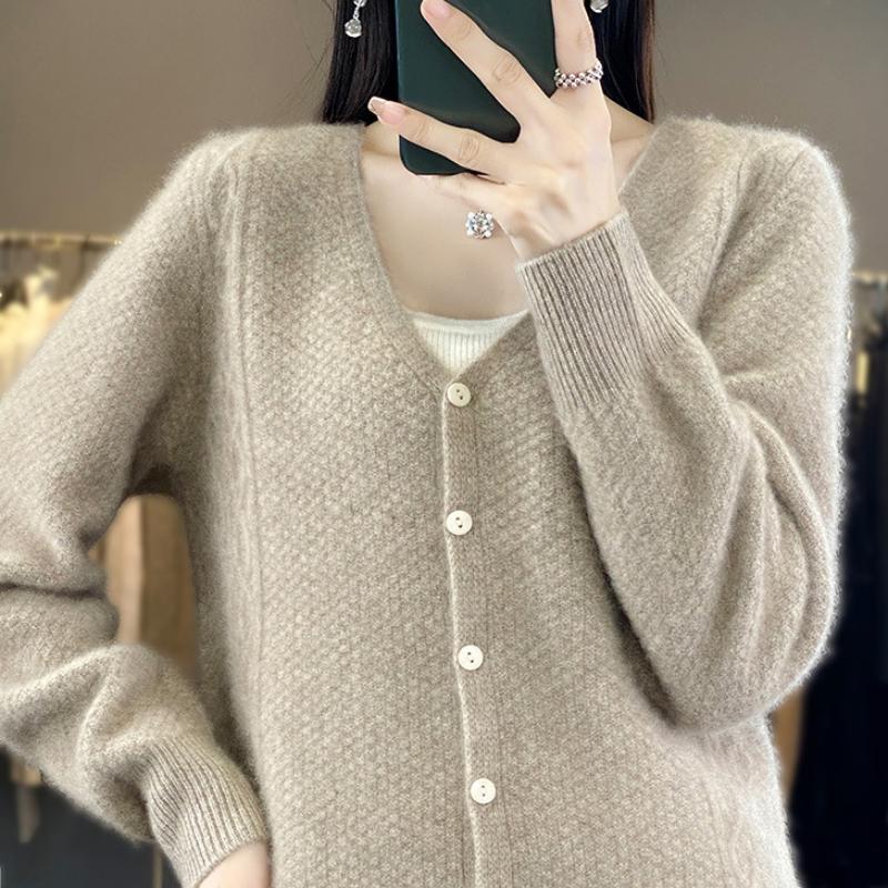 V-neck Wool Cardigan for Women In Autumn and Winter New Cashmere Knitted Sweater Temperament Versatile Ultra-fine Wool Jacket