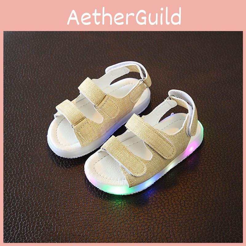 Comfortable Children Casual Flashing Light Sandals With Soft Bottom For Daily Play