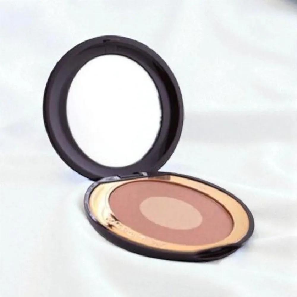 Charlotte Tilbury Cheek to Chic Swish n Pop Blusher Pillow Talk