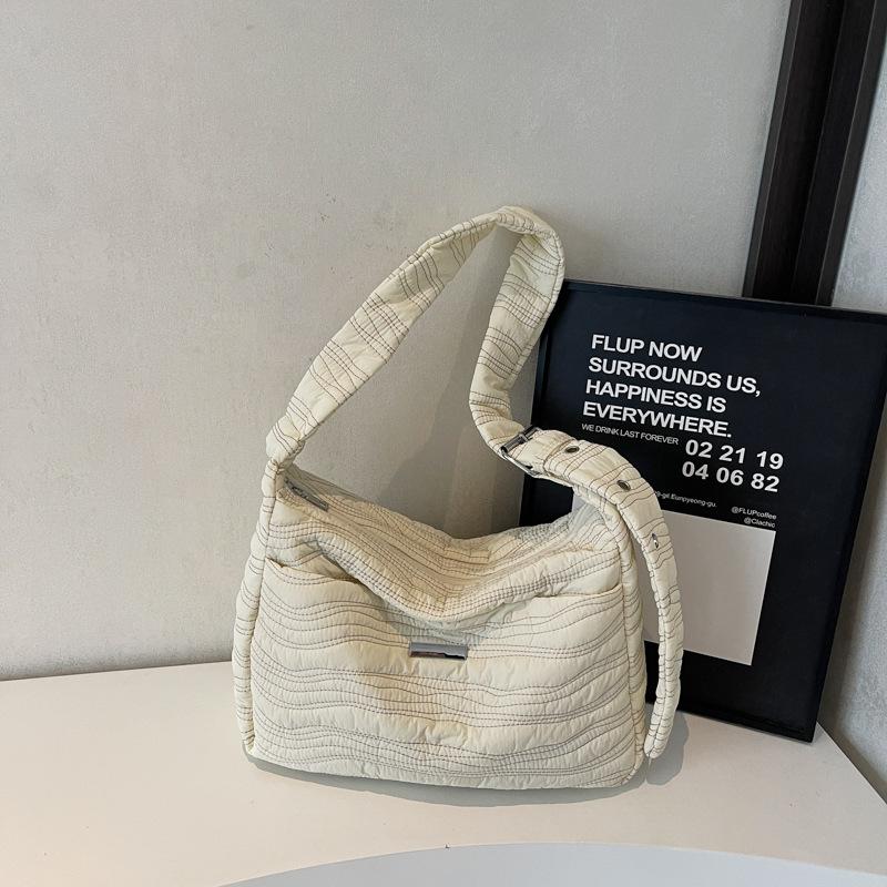Casual large-capacity cloth bag women's new versatile underarm bag shoulder bag commuter messenger bag bag bag