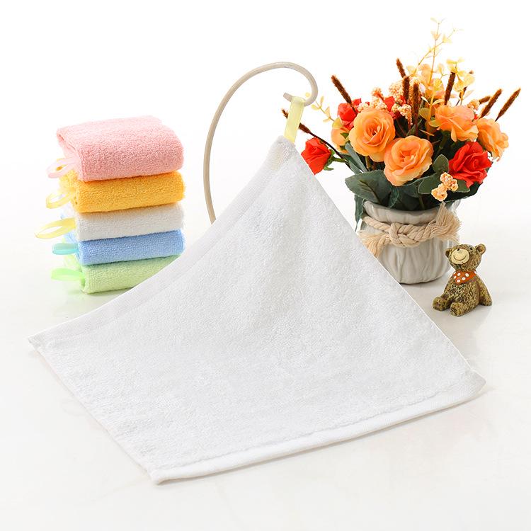 Kindergarten Children Wash Face with Water Absorbent Towel
