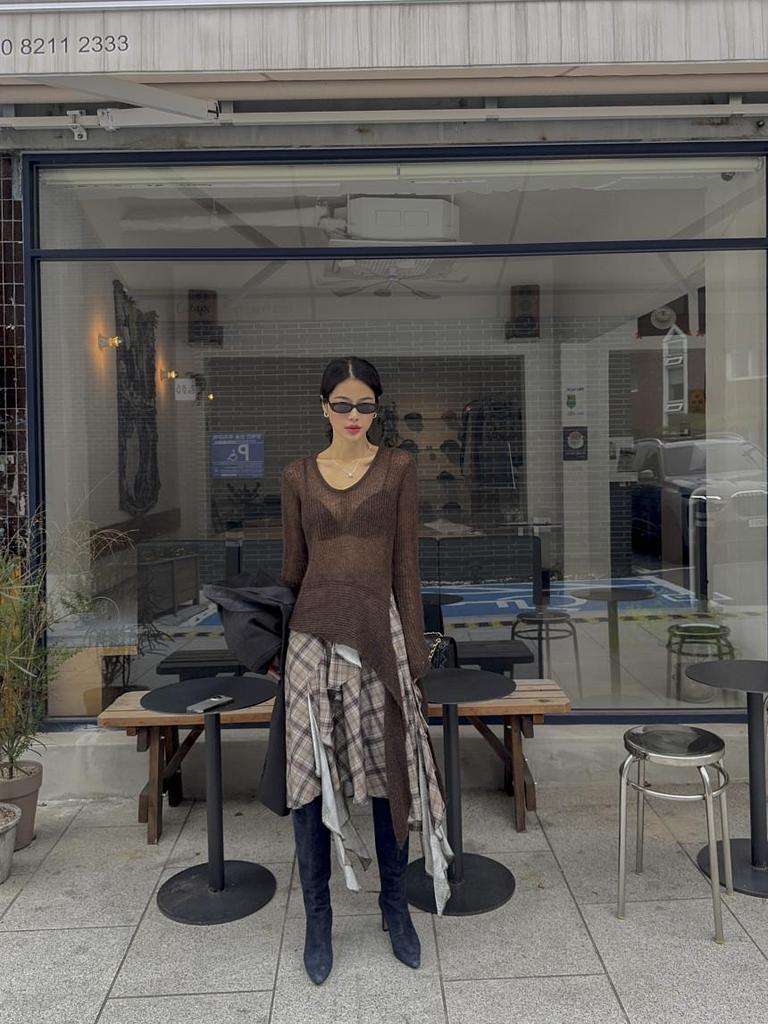 2026 Korean Chic Retro Plaid Asymmetrical Skirt