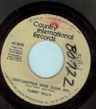 

7inch Record TOMMY WILLS - Chattanoogie Shoe Shine Boy / Welco 118 Country Interna 1976 US Folk Used