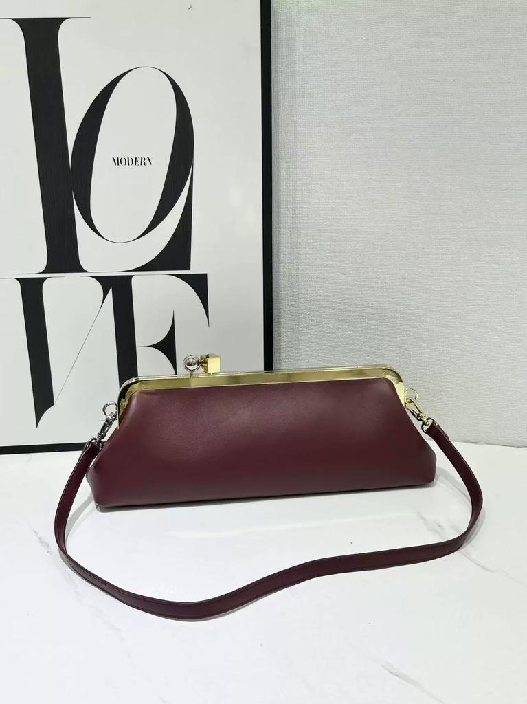 Women's Luxury Top Handle Underarm Bag  Fashionable Designer Shoulder Handbags Crossbody Bag Evening Clutch