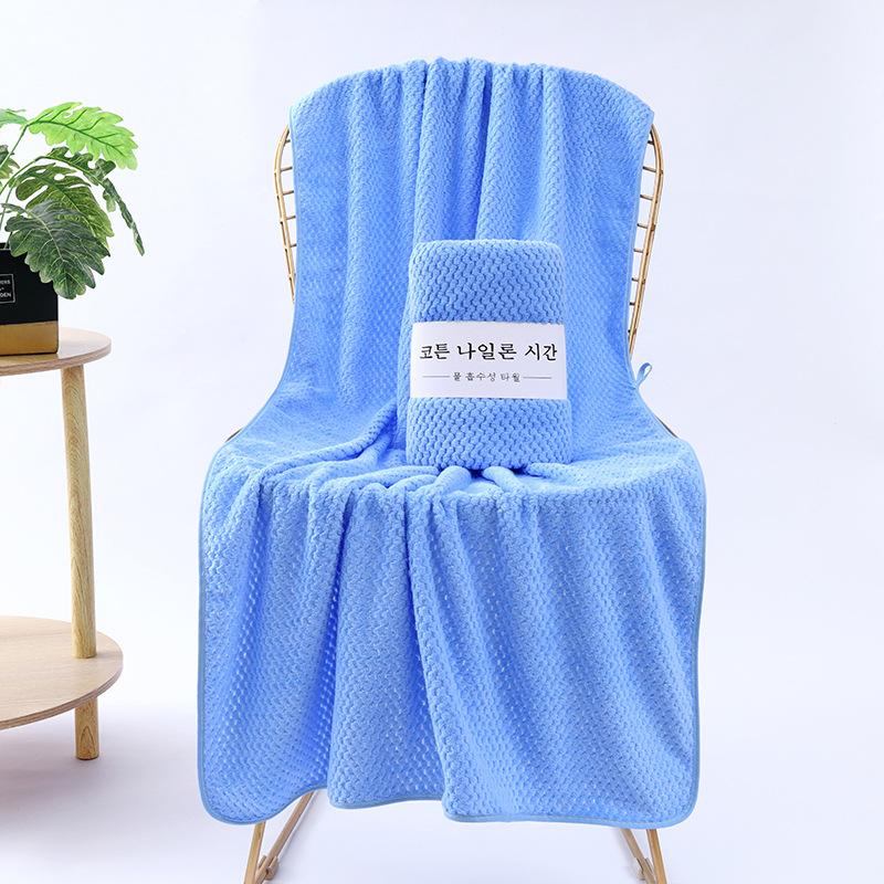 Quick-drying pineapple grid coral fleece bath towel cationic striped beach towel thickened absorbent large towel