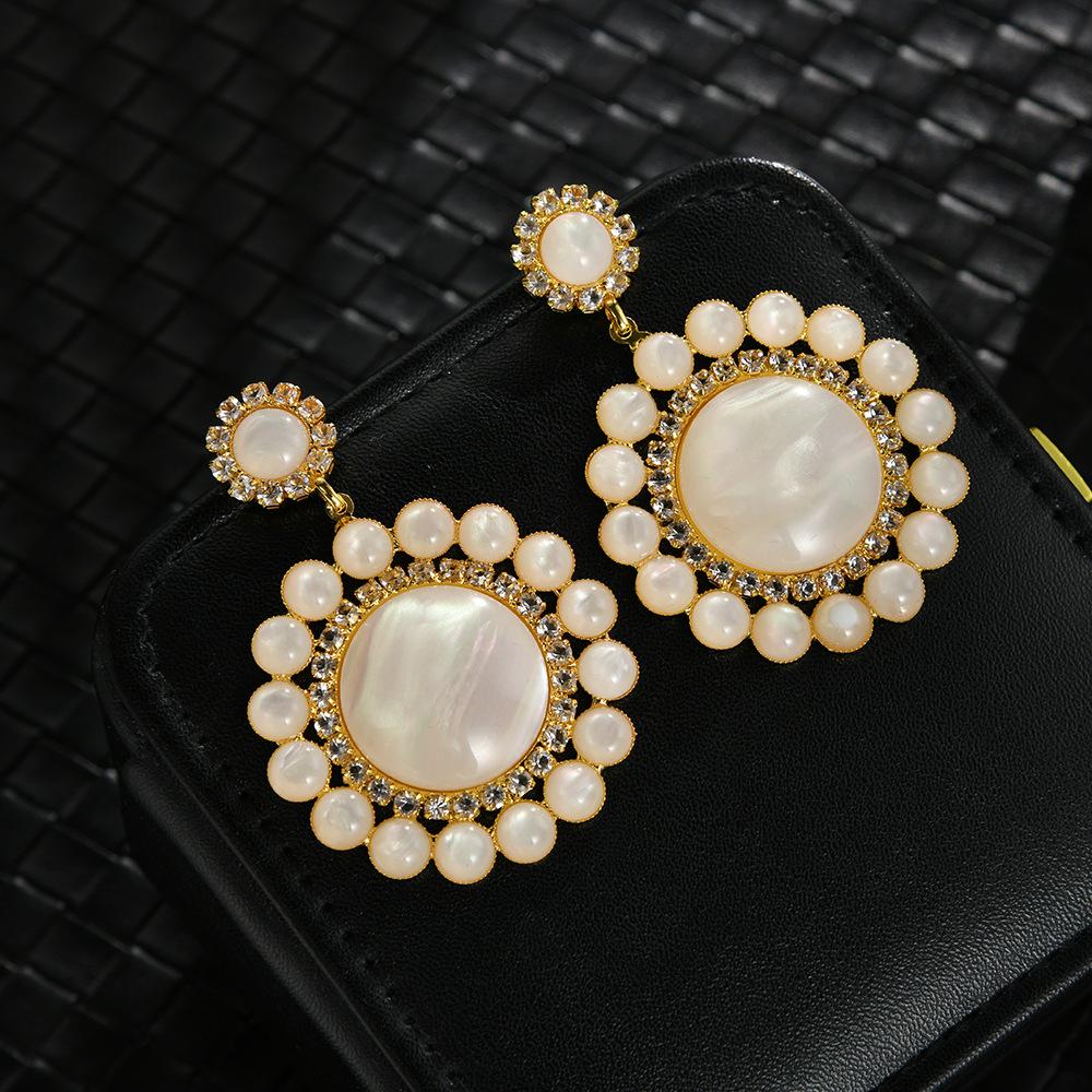 

Свадебные серьги Европейский и американский простой темперамент Европейский и американский ужин Серебряная игла Циркон Ручная работа Ювелирные изделия Серьги Серьги