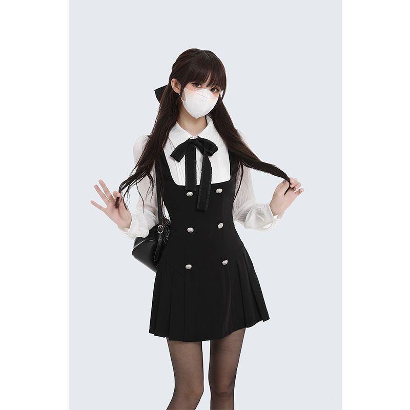Spring and autumn 2026 new female rich daughter waist thin French strap fake two-piece dress children