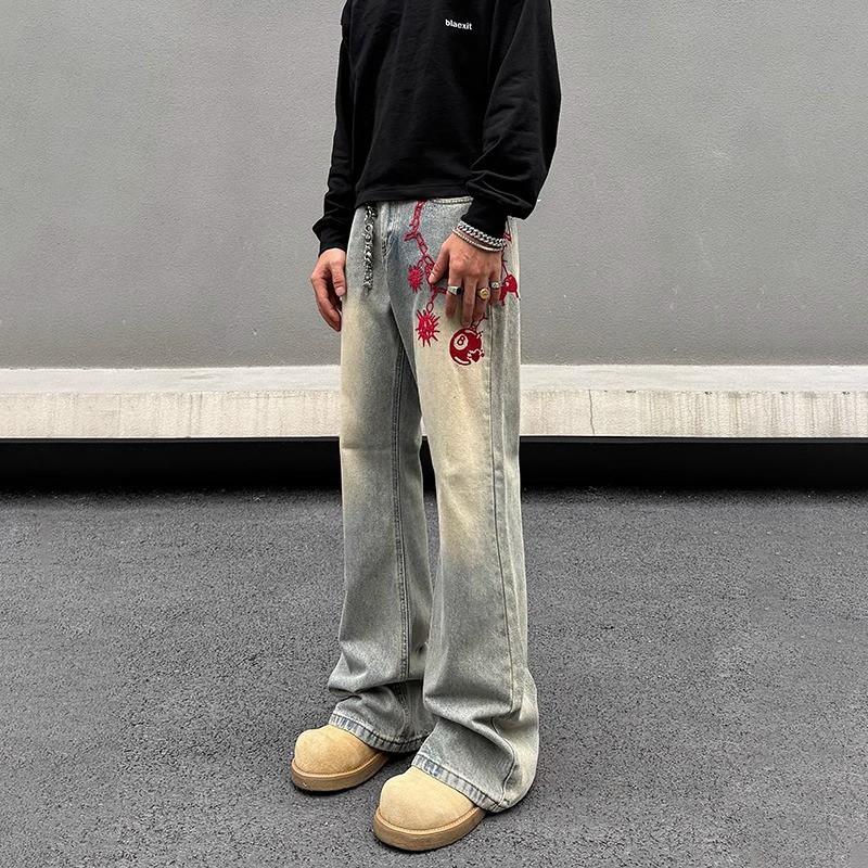 Męskie spłowiałe, postarzane jeansy z szerokimi nogawkami, z haftem, średnio wysokie, prosty krój, styl vintage streetwear