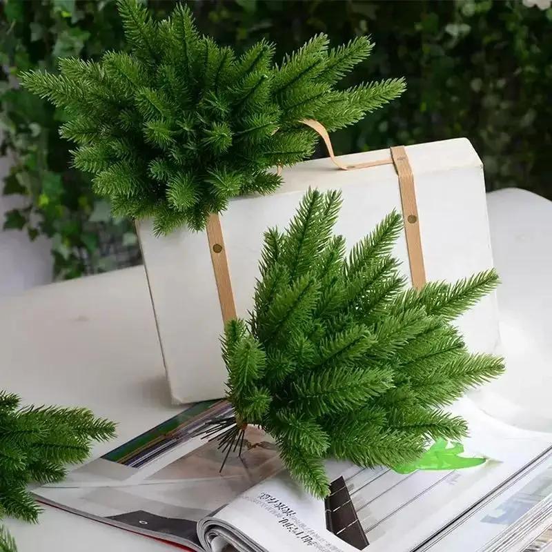 10Pcs Festival Party New Year DIY Decorations Christmas Tree Decorations Props Artificial Pine Wood Plant Decorations Accessory