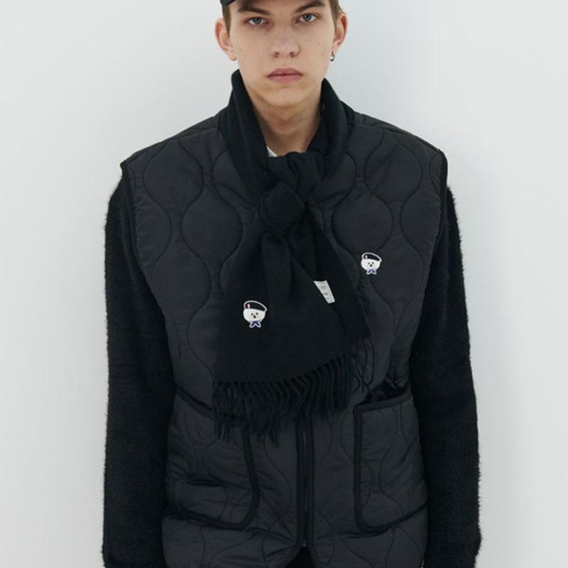 

beyondcloset New Parisian Dog Wappen Basic Muffler Black FREE