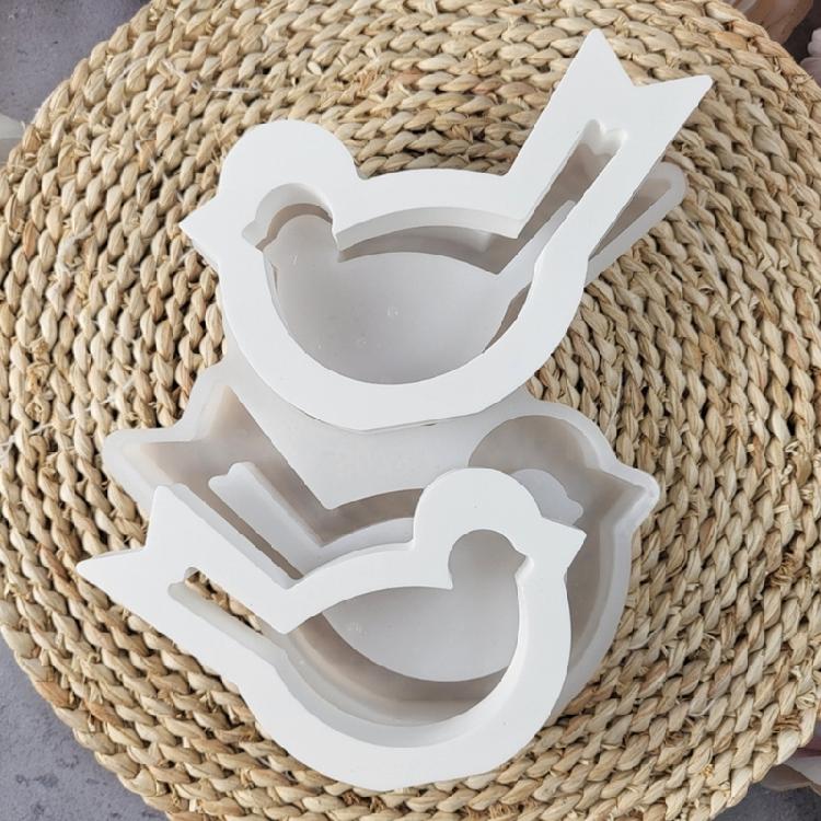 Sturdy Silicone Hollow Bird Shape Mould For Repeated Use In Candle Making And Plasters Craft