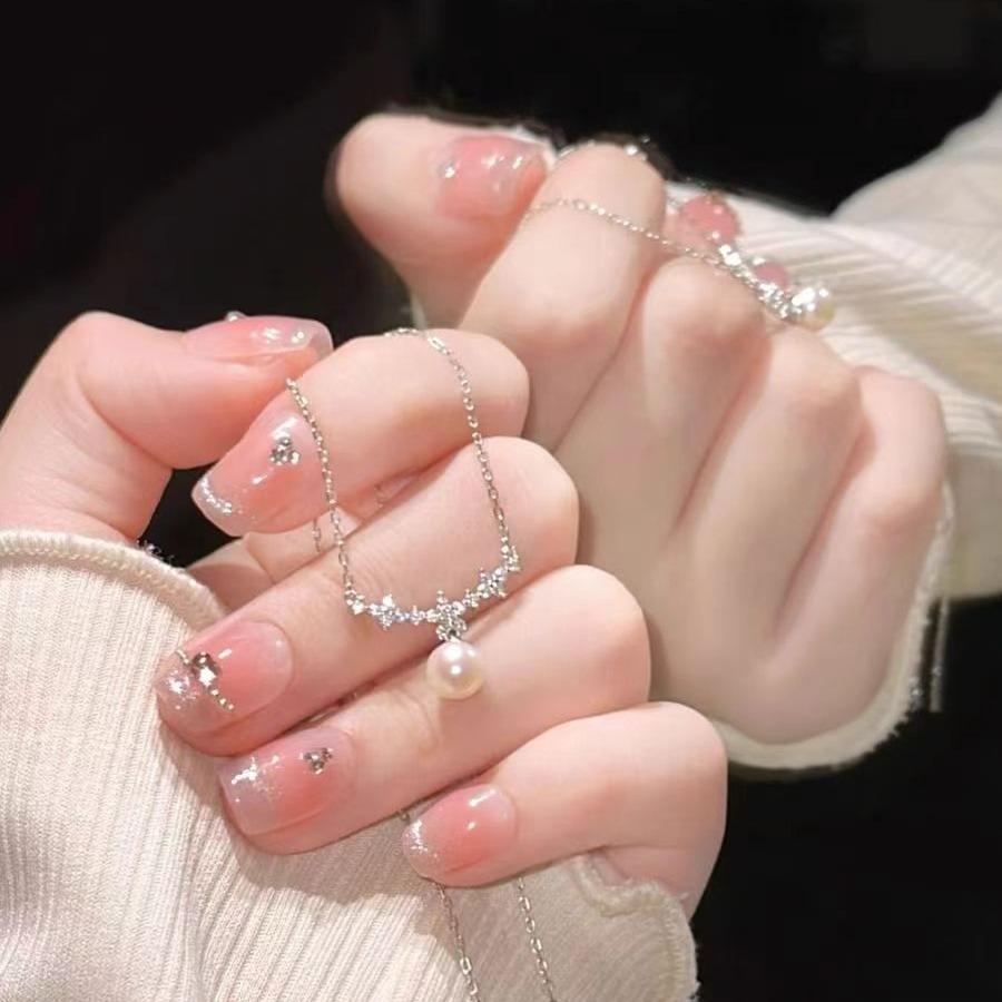 

Single small pearl zircon necklace femininity high sense celebrity niche design sense daily versatile tide