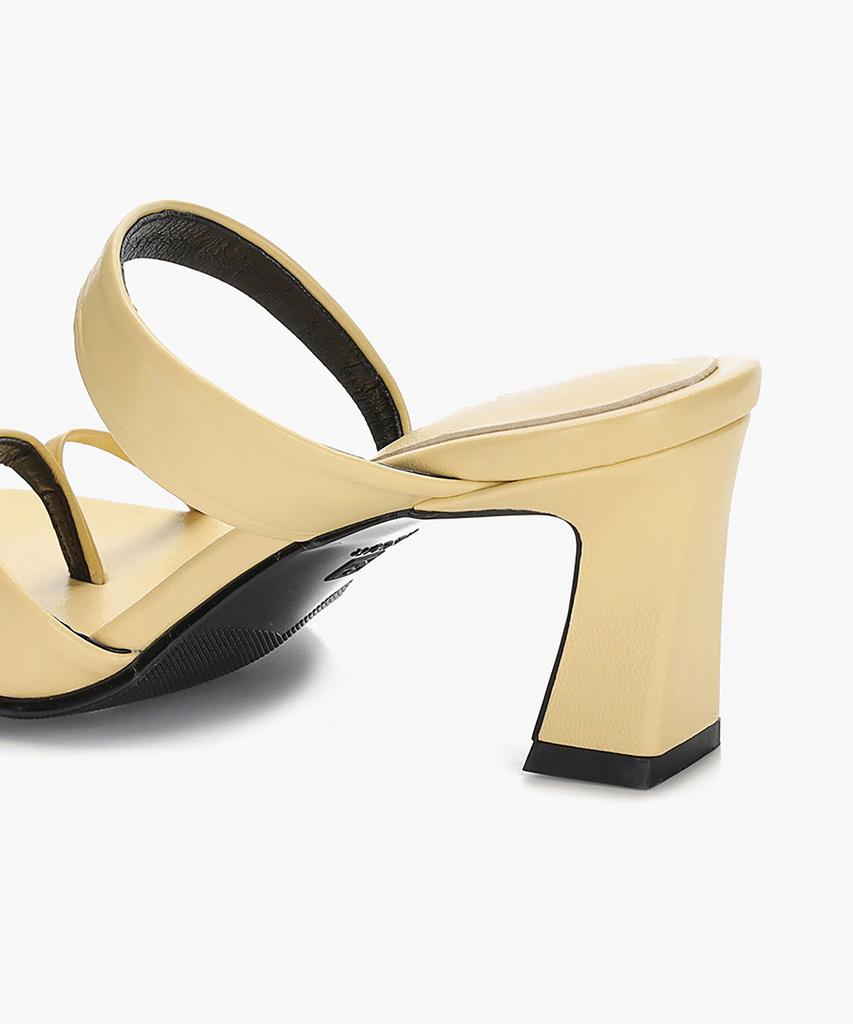 Recur Ecur Asymmetrical Detail Sandal Heel Butter 1281