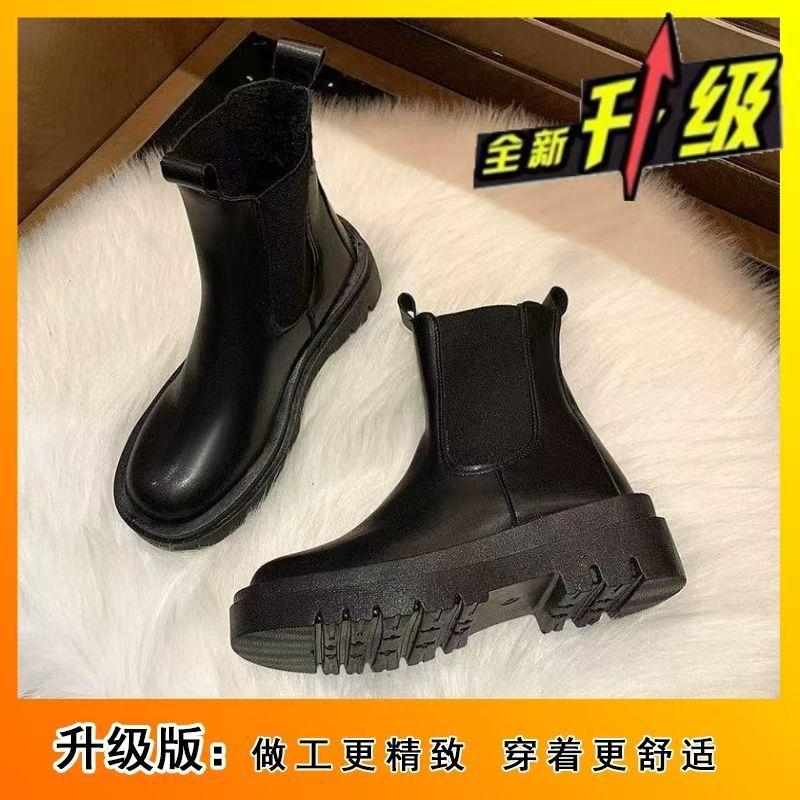 Internet celebrity explosion comfortable short boots medium boots 2025 autumn and winter round head women's Martin boots