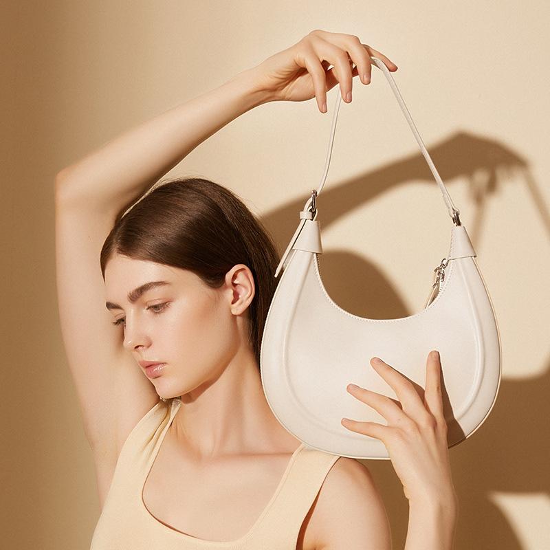 Premium Cowhide Half Moon Bag Fashion Crescent Underarm Bag Genuine Leather Casual Shoulder Crossbody Bag