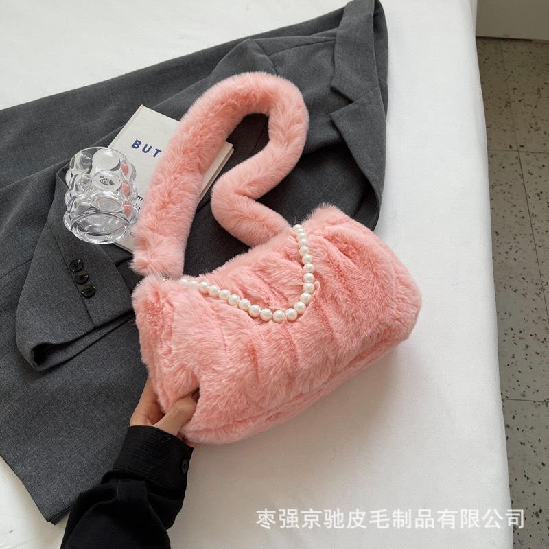 Women's 2024 New Wrinkled Small Square Bag Shoulder Bag Soft Plush Fur Ladies Elegant Pearl Chain Underarm Bag
