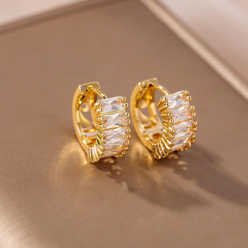 Elegant Zirconia Drop Earrings: Marquise Stone, Light Luxury Design for Women