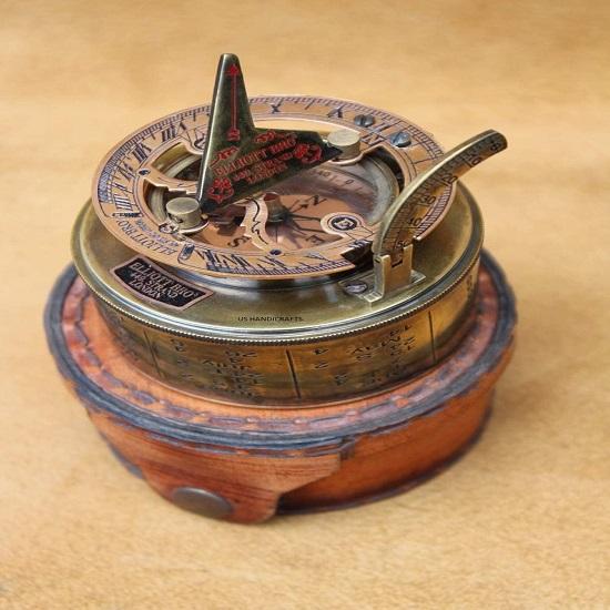 

Replica of Brass Sundial Compass with Leather Case Directional Magnetic Compass Sundial Pocket Compass Navigation Camping, Hiking..