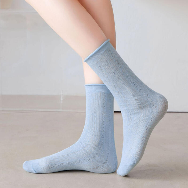 UT Dol Dol Thin Cotton Non-Compression See-Through Stockings Socks
