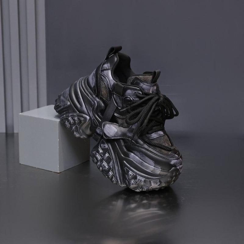 Heightening Old Man's Shoes - New Women's Style Breathable Soft-Tread Sports and Leisure Shoes