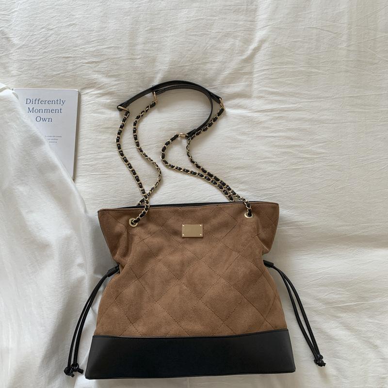 Retro High-value Diamond Chain Bag Women's New Autumn Simple Bucket Bag Large-capacity Shoulder Bag