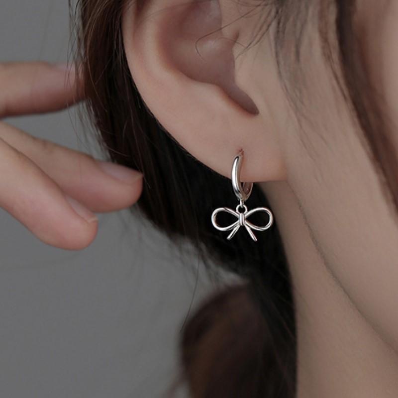 Minimalist Fashion Bowknot Hoop Earrings for Women Cute Sweet New Fashion Girls Earring Jewelry Gifts