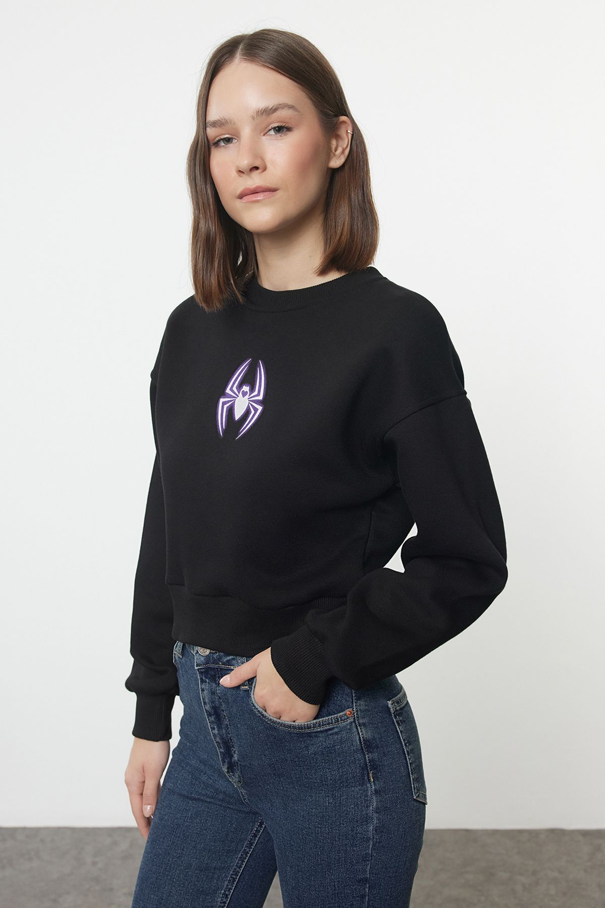 

Женская модная стильная толстовка с черным принтом паука, обычная посадка, толстая флисовая трикотажная толстовка с внутренней стороны L