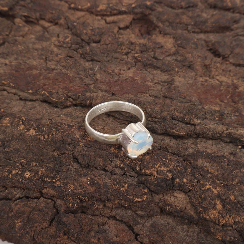 Milky Opal Gemstone 925 Sterling Silver Birthday Gift New Cocktail Handmade Ring RR-43-13