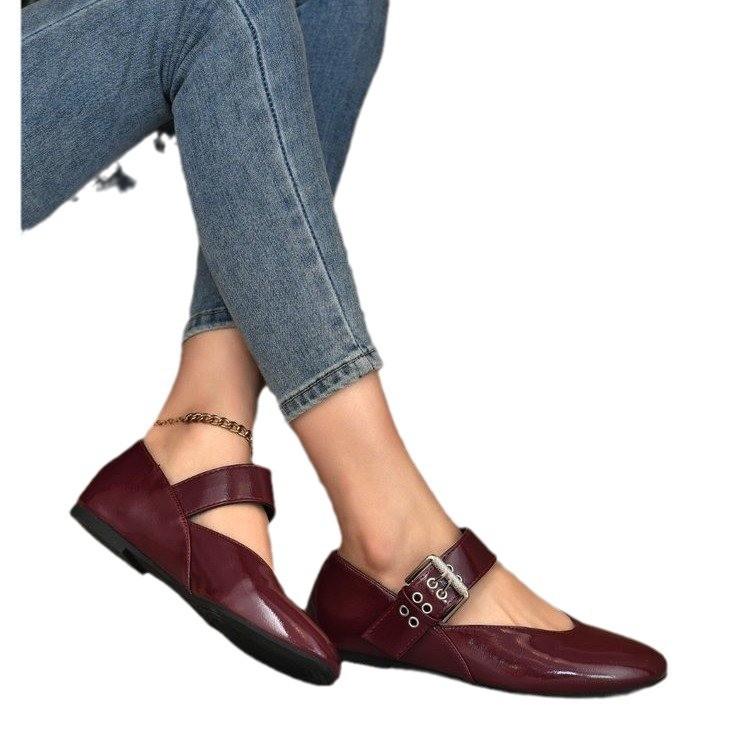 One-word Casual Single Shoes Women's Spring and Autumn New Products Shallow Rivet Buckle Flat-soled Single Shoes