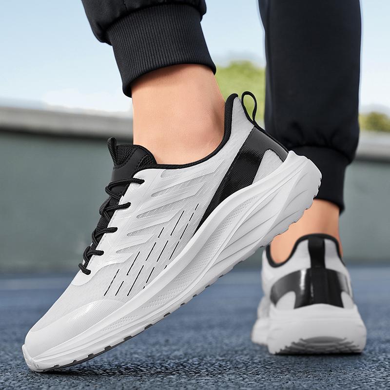 Men’s Black Sports Shoes White Running Sneakers Summer Breathable Shoes Students Large Size Jogging Shoes Light Weight