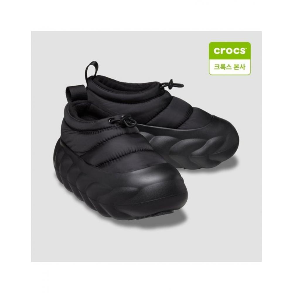 

Crocs унисекс Overpuff Shorty 210668 060 060 black/M5W7