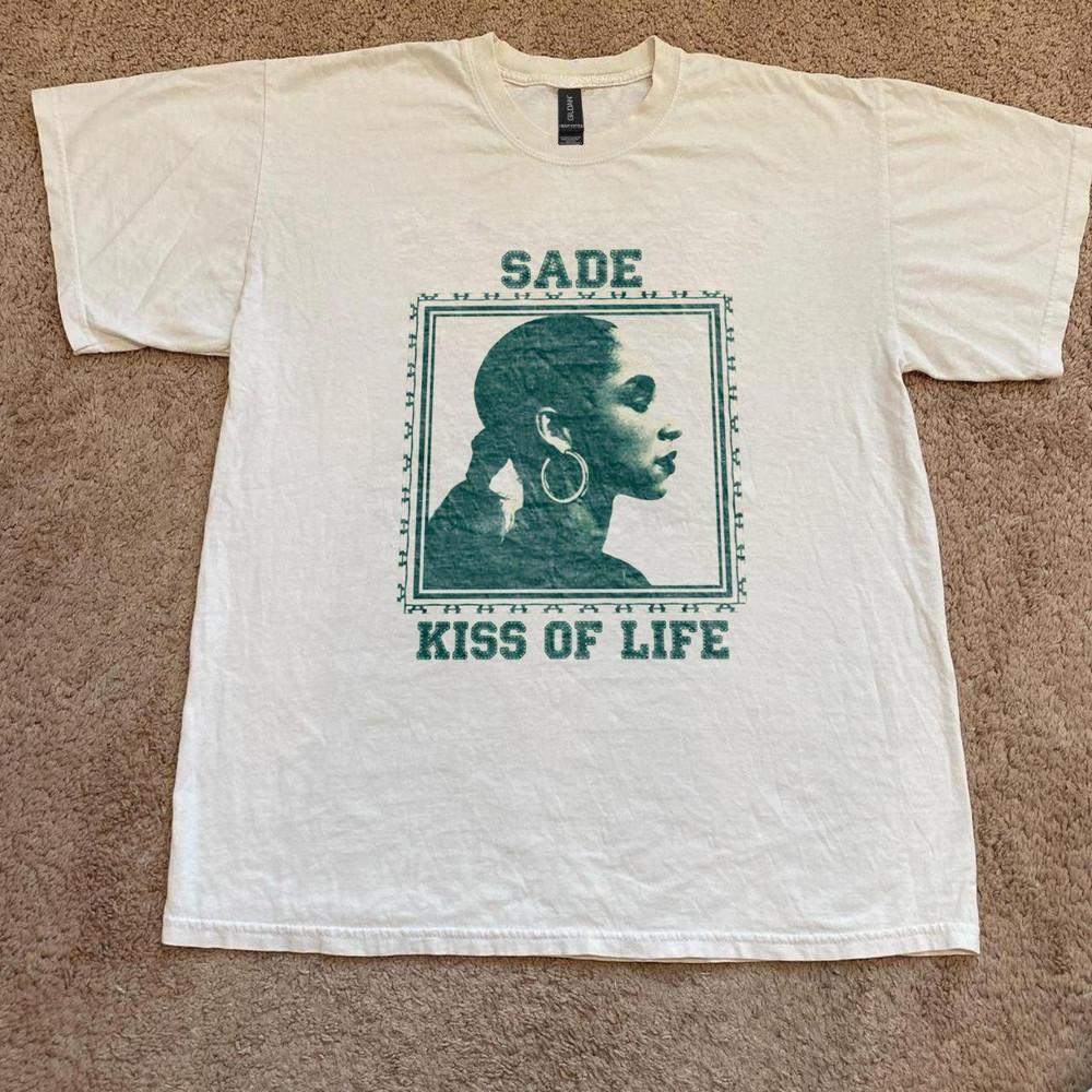 

sade kiss of life t shirt Unisex T-Shirt XL