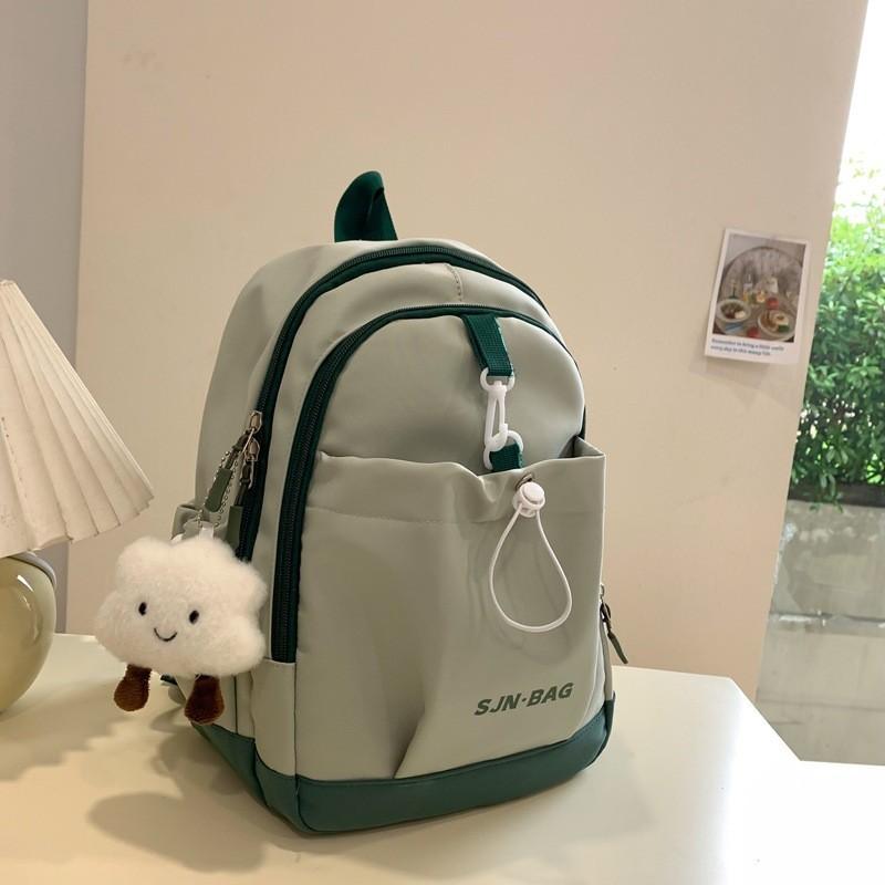 High-quality Polyester Backpack Trendy And Spacious For Books And Essentials