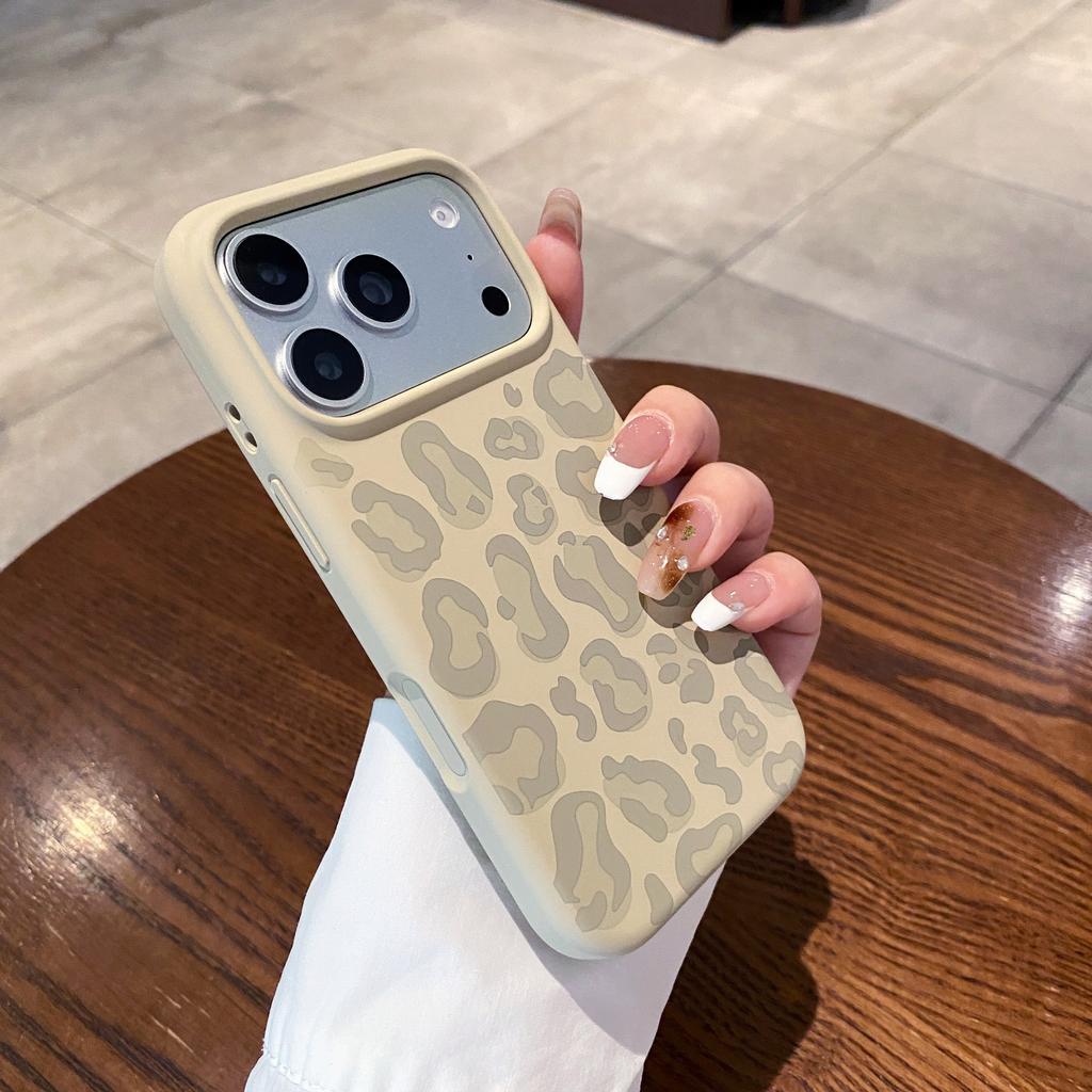 Liquid Silicone Leopard Print Soft Case For Apple iPhone 17 Air 16Pro 15 14Plus 13 Pro Max 16ProMax Protection Cover Shockproof Aesthetic Funda