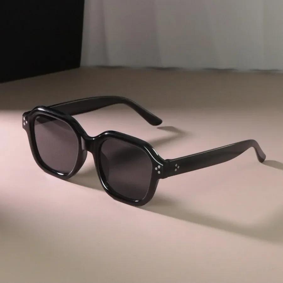 Lässige quadratische Designer-Sonnenbrille Damen Herren Großer Rahmen Spiegel Sonnenbrille Weiblich Männlich Outdoor Lieblich Marke